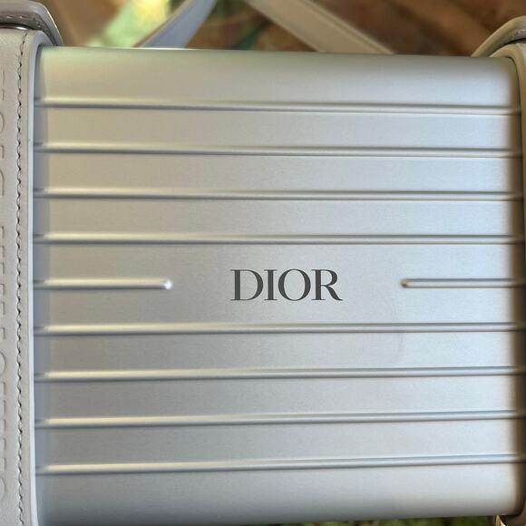 CHRISTIAN DIOR Dior x Rimowa Personal Aluminum Clutch - Picture 14 of 16